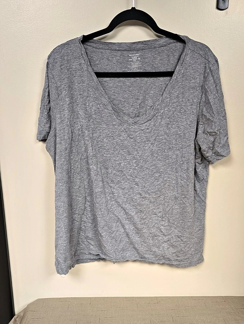 Member's Mark Ladies Essential V-Neck Short Sleeve Tee Gray XXL V-Neck Tee Like